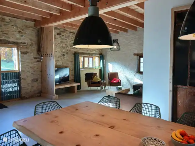 Uni-Vert avec piscine privée | France, Haute-Vienne, Coussac-Bonneval - gîte / cottage Coin salon