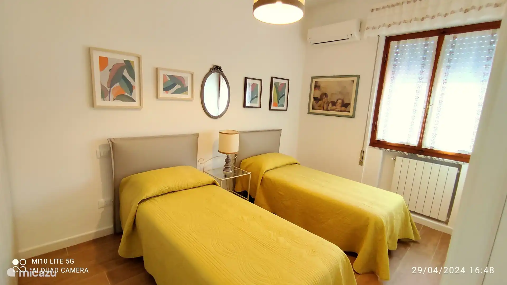 Schlafzimmer (3) : mit 2 Betten, Klimaanlage