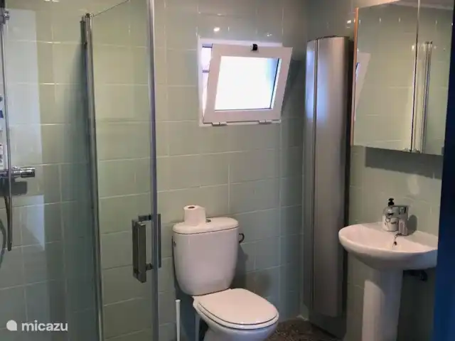 Location de Vacances Espagne, Valence, Valence (ville), villa - Villa Valencia Sunset Salle de bain au niveau inférieur