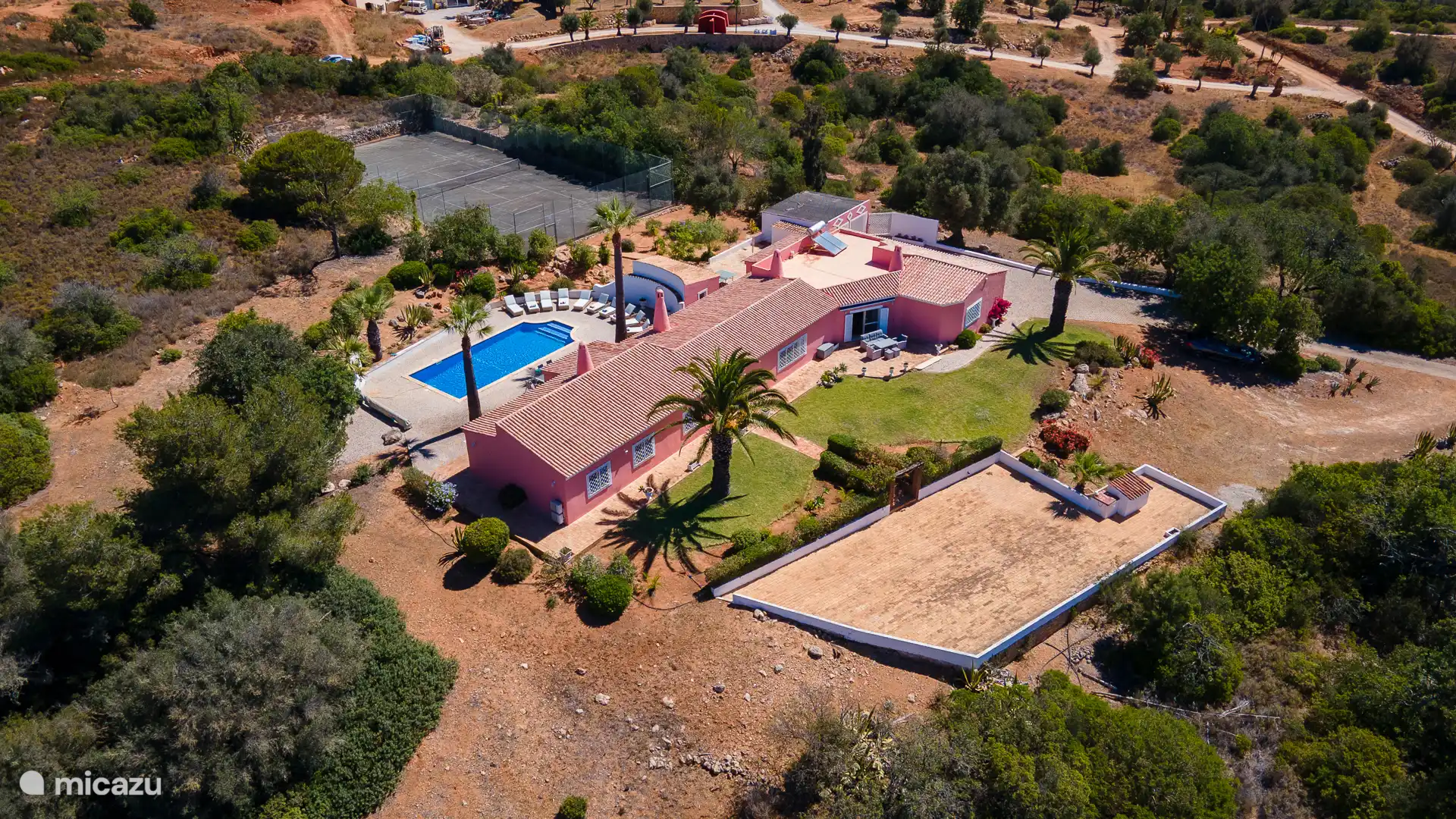 Quinta Pedro 8 in Portugal, Algarve, Carvoeiro - Villa