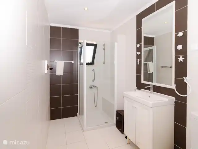 Villa das Acacias huren in Portugal, Algarve, Albufeira - villa Badkamer