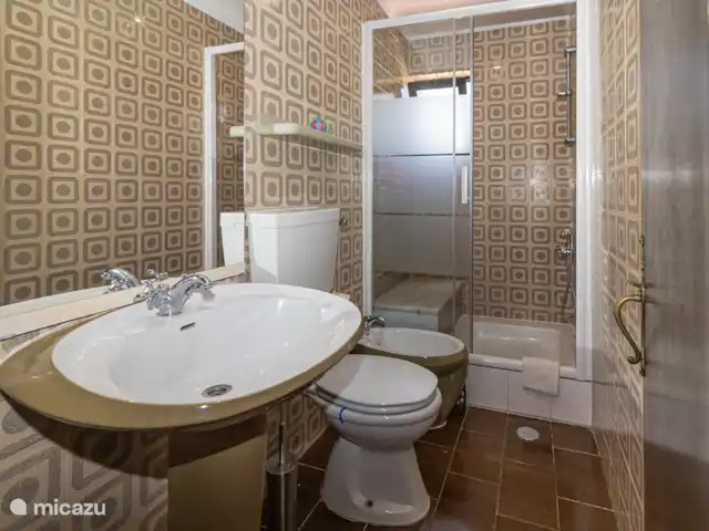 Villa das Acacias huren in Portugal, Algarve, Albufeira - villa Badkamer