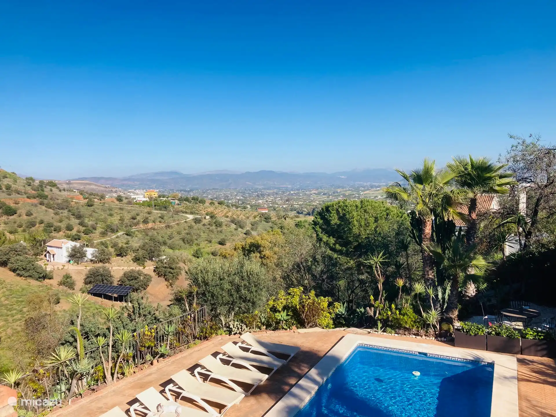 Vue depuis la chambre 1 du balcon