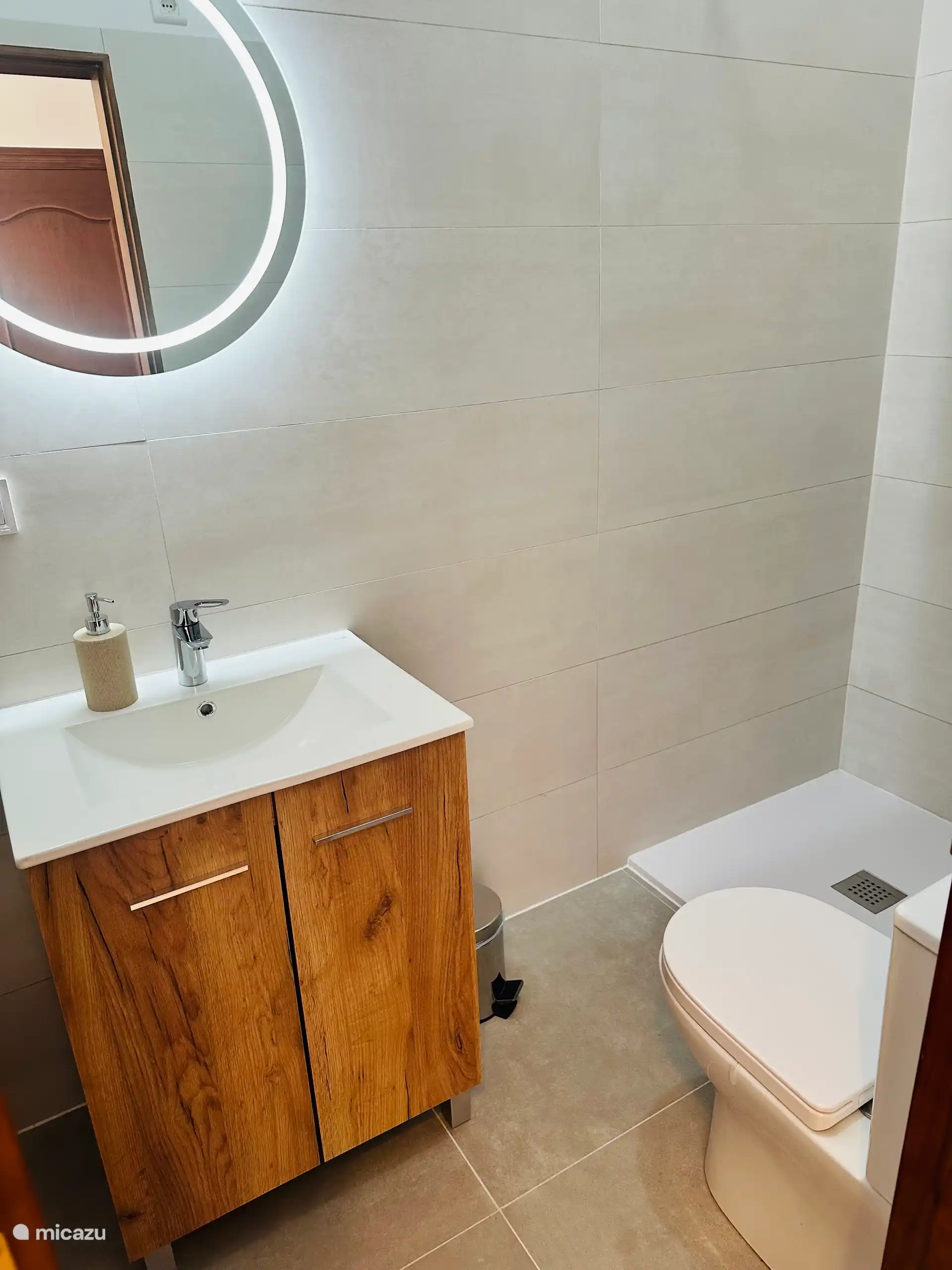 Salle de bain 4 avec douche