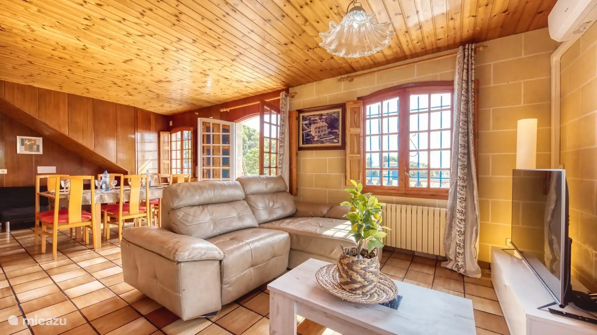 Villa with private pool not far from the center of Lloret de Mar