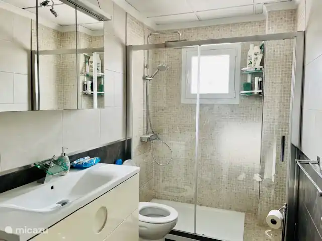 Casa La Paz huren in Spanje, Costa Blanca, Torrevieja - vakantiehuis badkamer