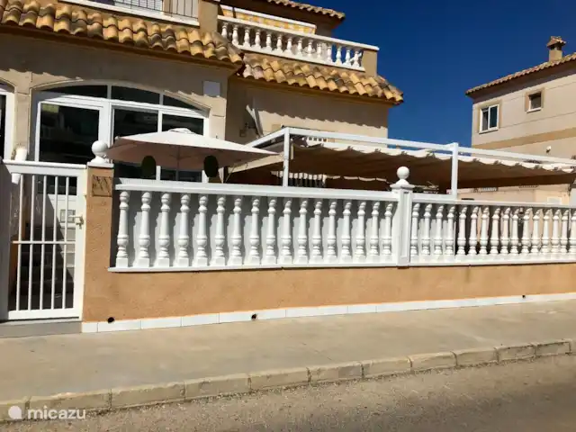 Casa La Paz huren in Spanje, Costa Blanca, Torrevieja - vakantiehuis voorkant huis