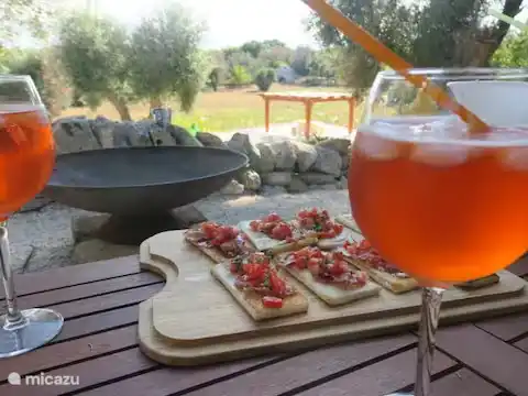 Asiento junto al cuenco de fuego