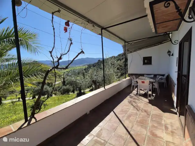 Location de Vacances Espagne, Andalousie, Tolox, chalet - Maison d’agritourisme Gauguin