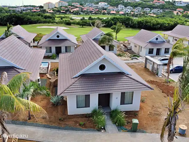 Villa Jazmyn 27 @ Blue Bay Curacao huren in Curaçao, Curacao-Midden, Blue Bay - villa luchtfoto van de villa