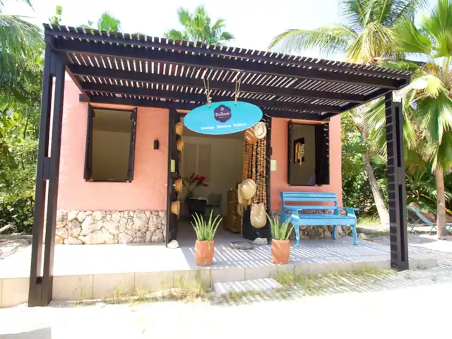 Villa Jazmyn 27 @ Blue Bay Curacao huren in Curaçao, Curacao-Midden, Blue Bay - villa massage hut op het strand