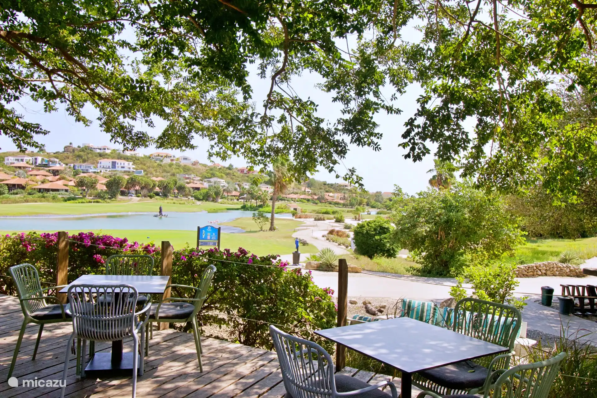 lemongrass restaurant bij de golfclub