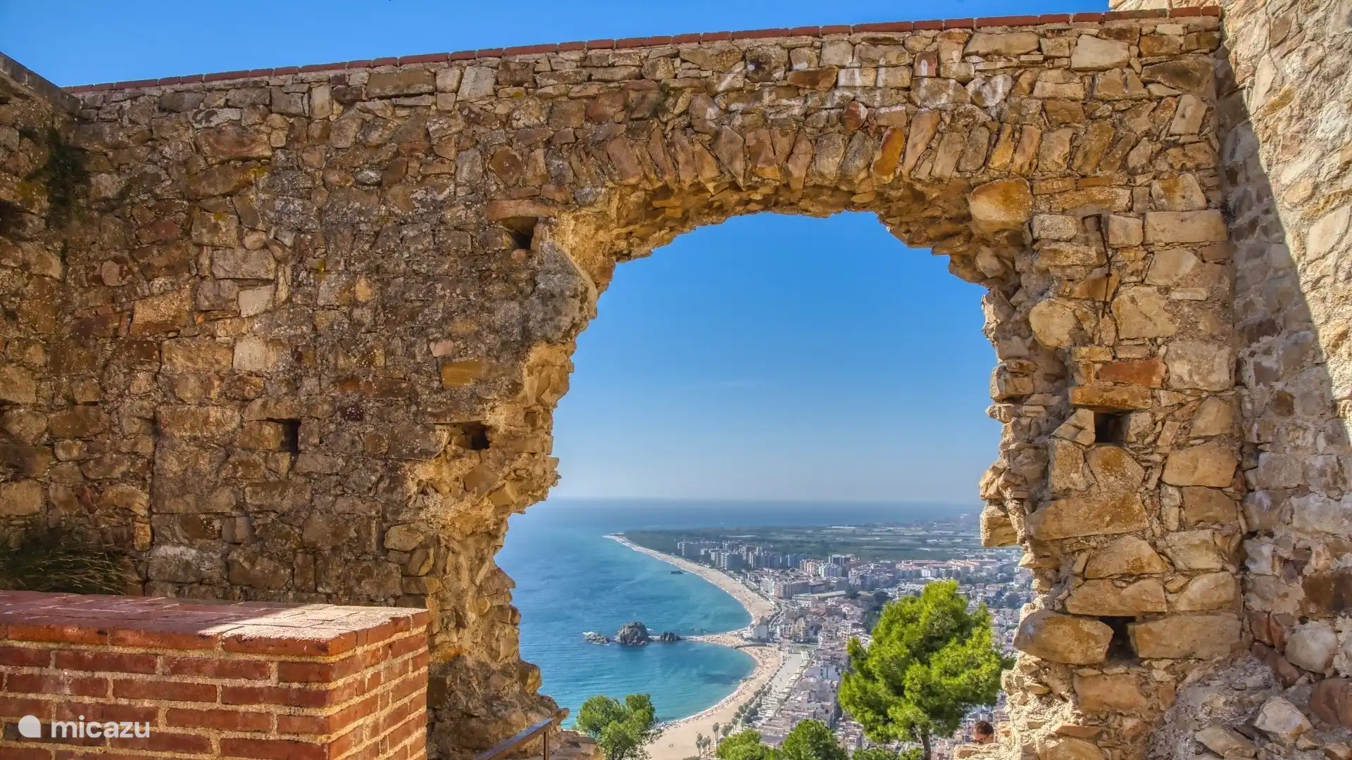 Prachtige villa met adembenemend uitzicht over Blanes en de Costa Brava!