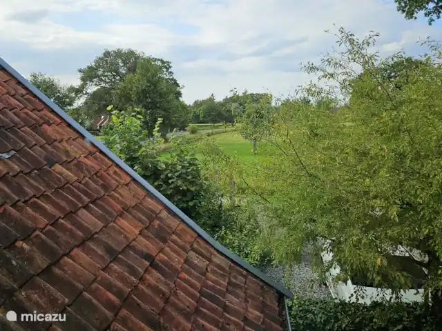 de-Spekenbrink huren in Nederland, Overijssel, Haaksbergen - vakantiehuis Vanuit de slaapkamer kijt u over het dorp Haaksbergen