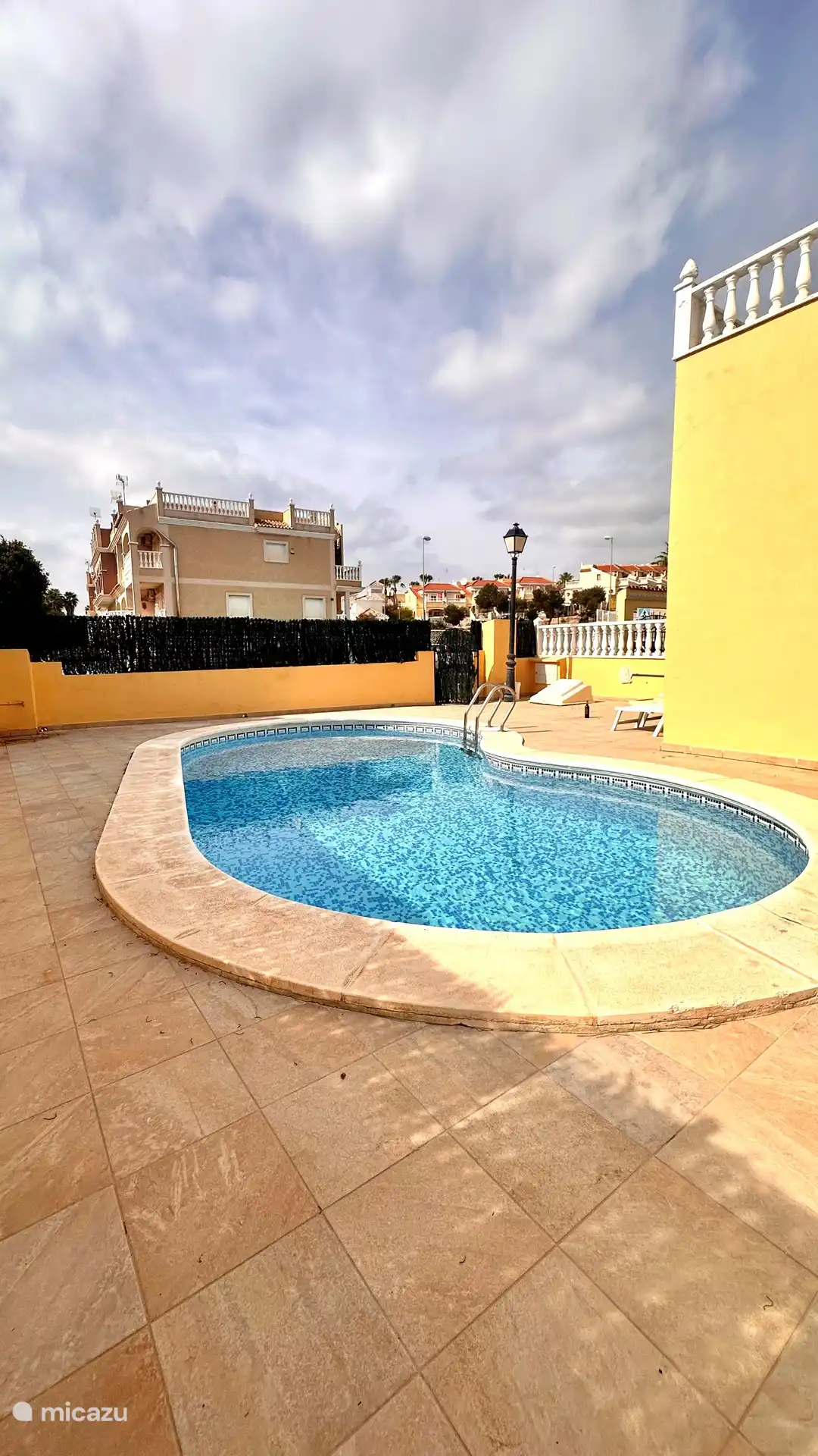 Gemeemschappelijk zwembad