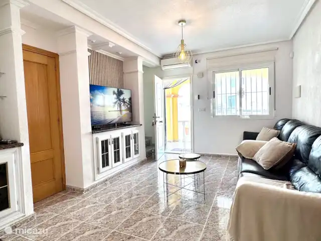 Casa Kim en España, Costa Blanca, Orihuela - casa paredada