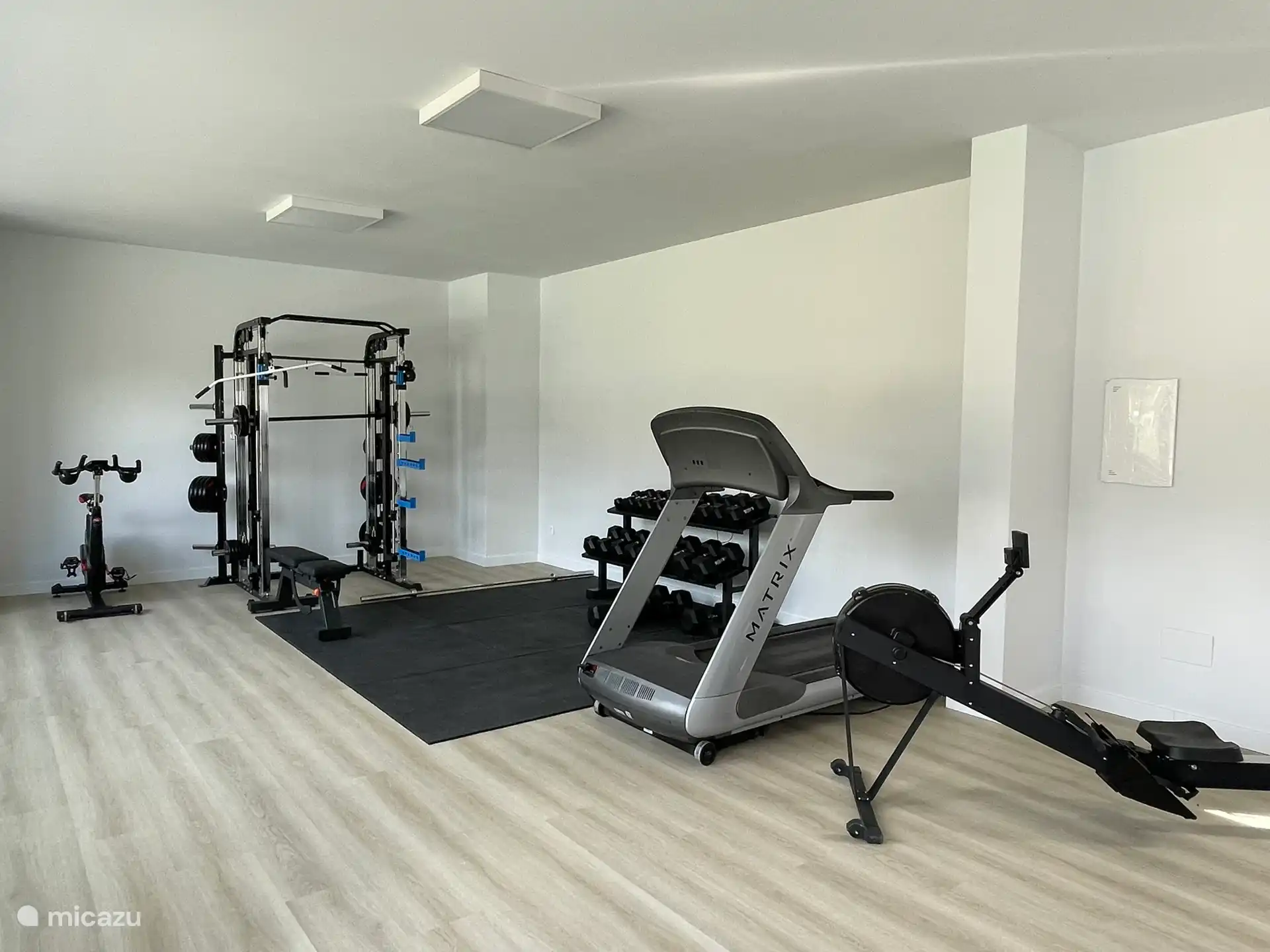 Salle de sport et équipement