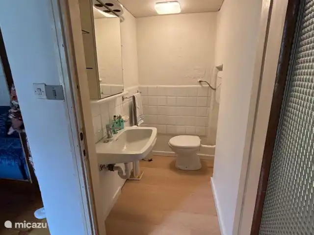 geschakelde woning huren in Italië, Comomeer, Novate Mezzola – Casa della Mamma toilet van slaapkamer