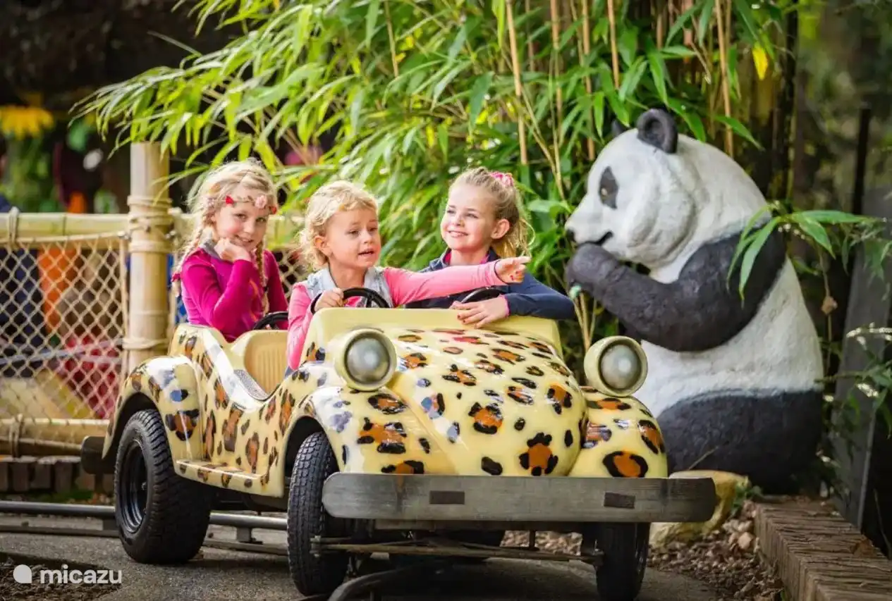 Entdecken Sie das einzigartige De Veluwe und besuchen Sie den Vergnügungspark Julianatoren