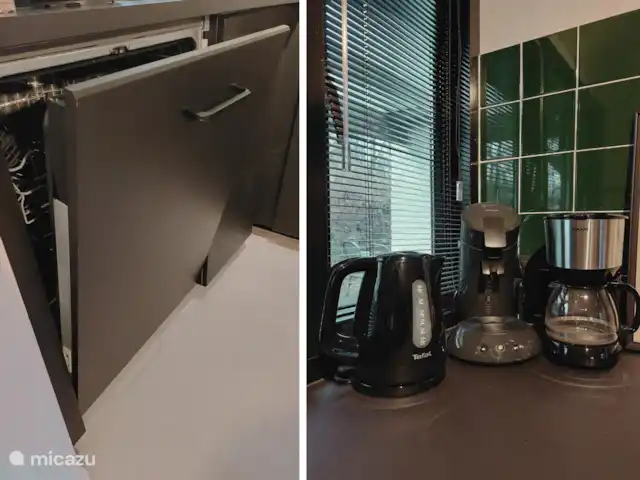 Oudveluwe - cabaña - bosque en Países Bajos, Güeldres, Voorthuizen - casa vacacional La cocina está equipada con lavavajillas y en la encimera hay un hervidor de agua y cafetera