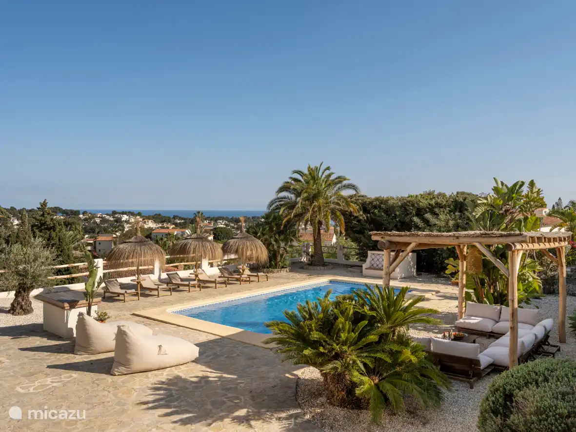 Garten mit Meerblick