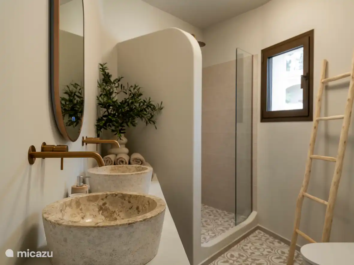 Badezimmer im Schlafzimmer 1