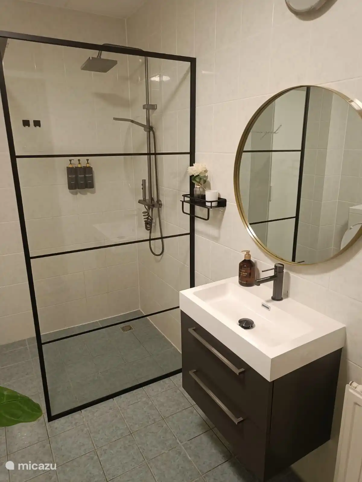 Badezimmer im ersten Stock