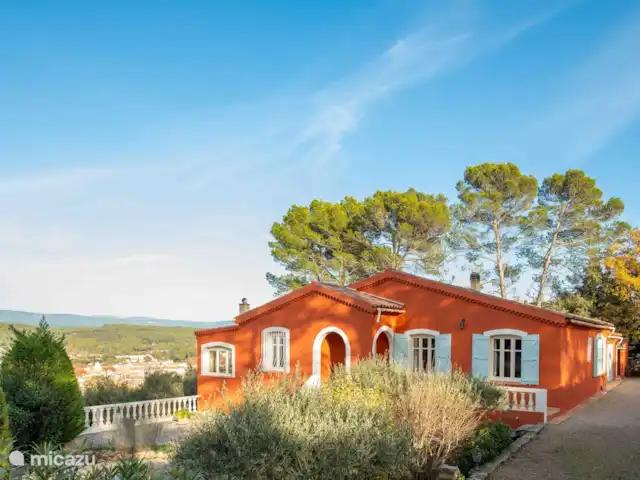 Sur Place | France, Var, Carcès - villa La maison au sommet de la colline