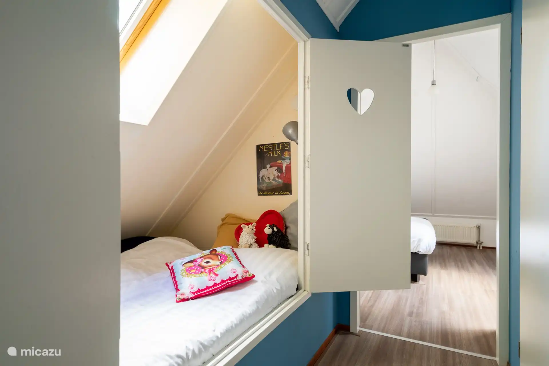 Boxbett mit 2x Einzelbetten (2 Kinder oder 1 Erwachsener)