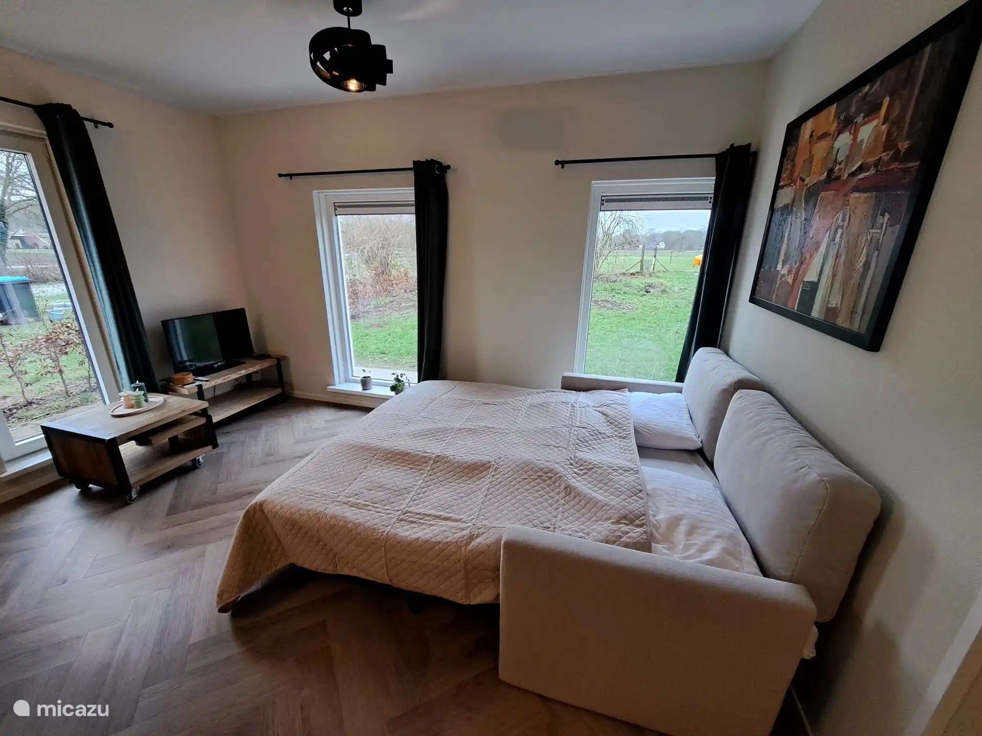 Canapé-lit 2 personnes dans le salon