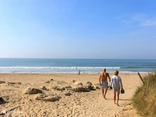bungalow huren in Frankrijk, Charente-Maritime, Le Bois-Plage-en-Ré – Strandbungalow Atlantique, Ile de Ré strand Le Bois Plage op 400 meter afstand