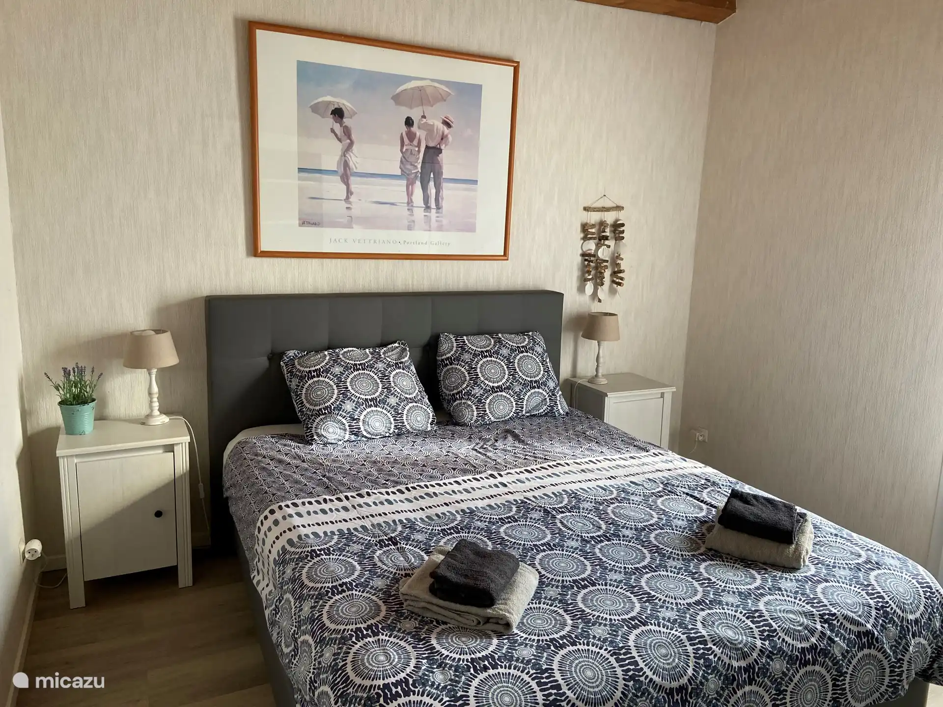 bedroom with box-spring bed