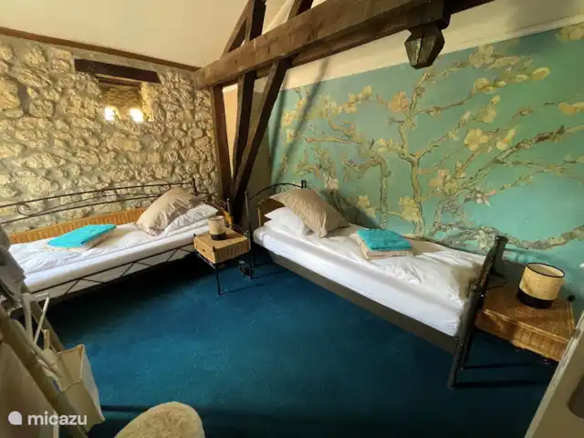 Le Nourrissat  | France, Lot-et-Garonne, Savignac-de-Duras - maison de vacances La première chambre dispose de 2 lits simples. Bien sûr, la chambre dispose de la climatisation