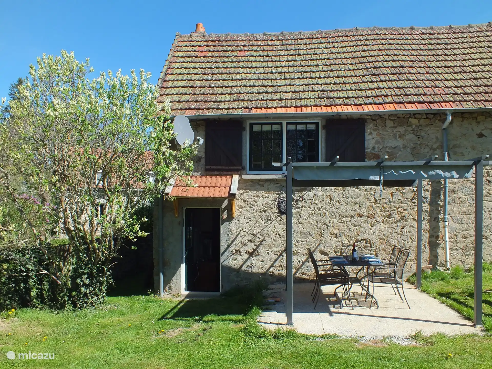 Gîte Haute Serre in Frankreich, Creuse, Dontreix - gîte / hütte
