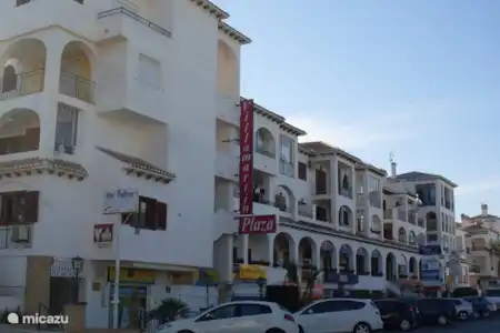 MAGASINS