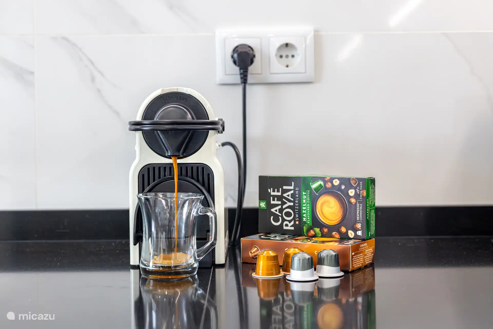 Commencez votre journée avec une tasse de café Nespresso frais !