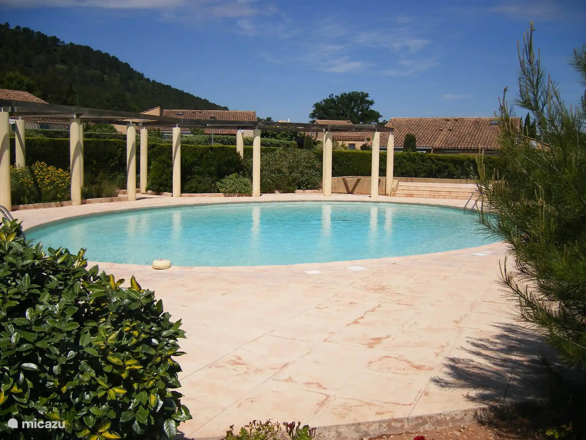 Piscina comunitaria