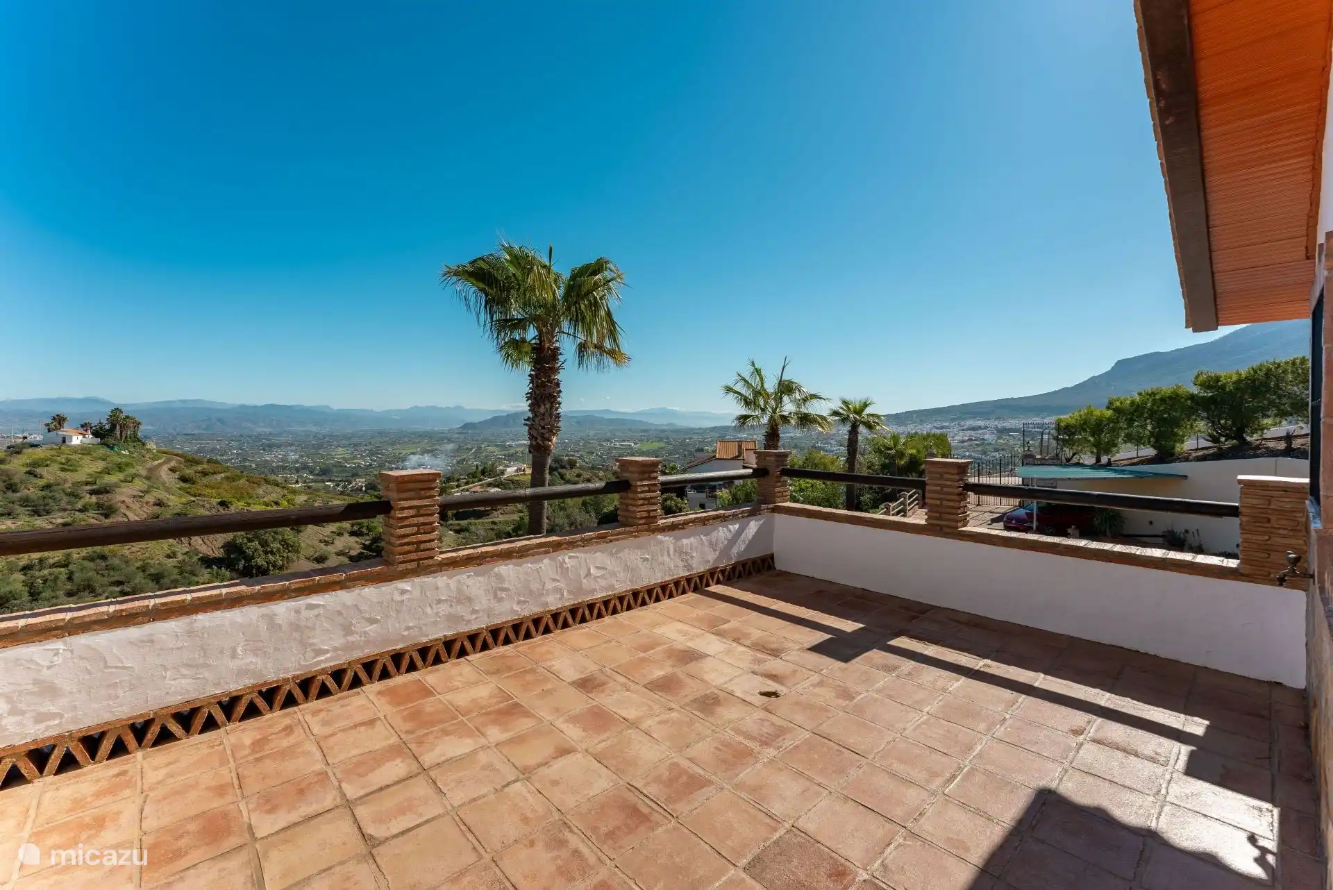 Terrasse im ersten Stock