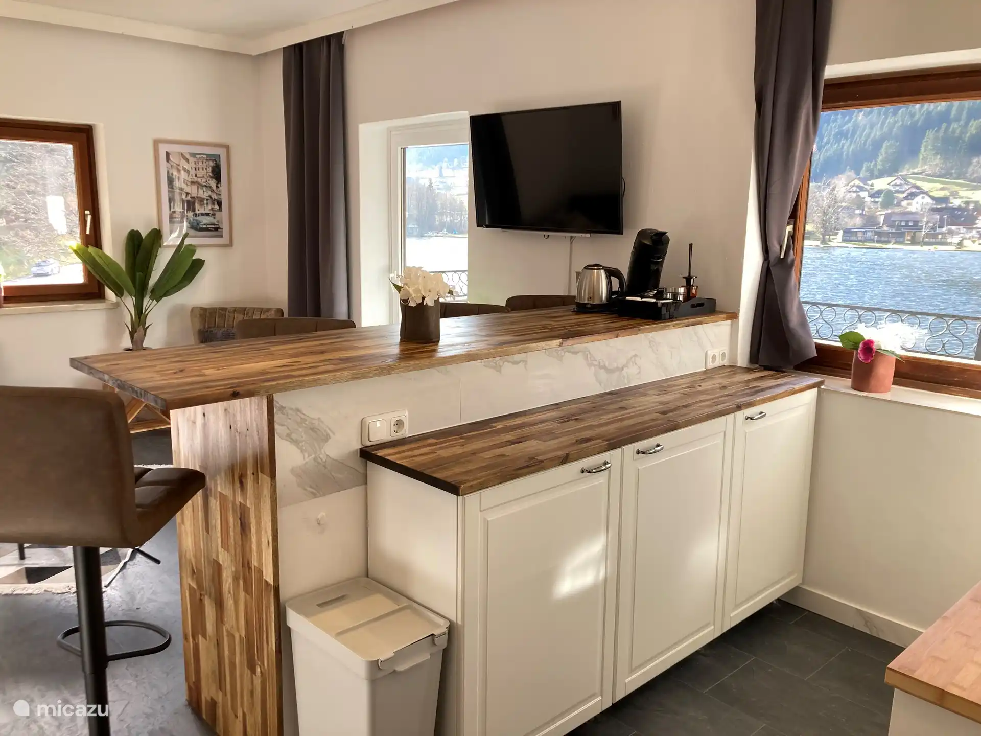 Küche, Balkon, Frühstücksbar, TV