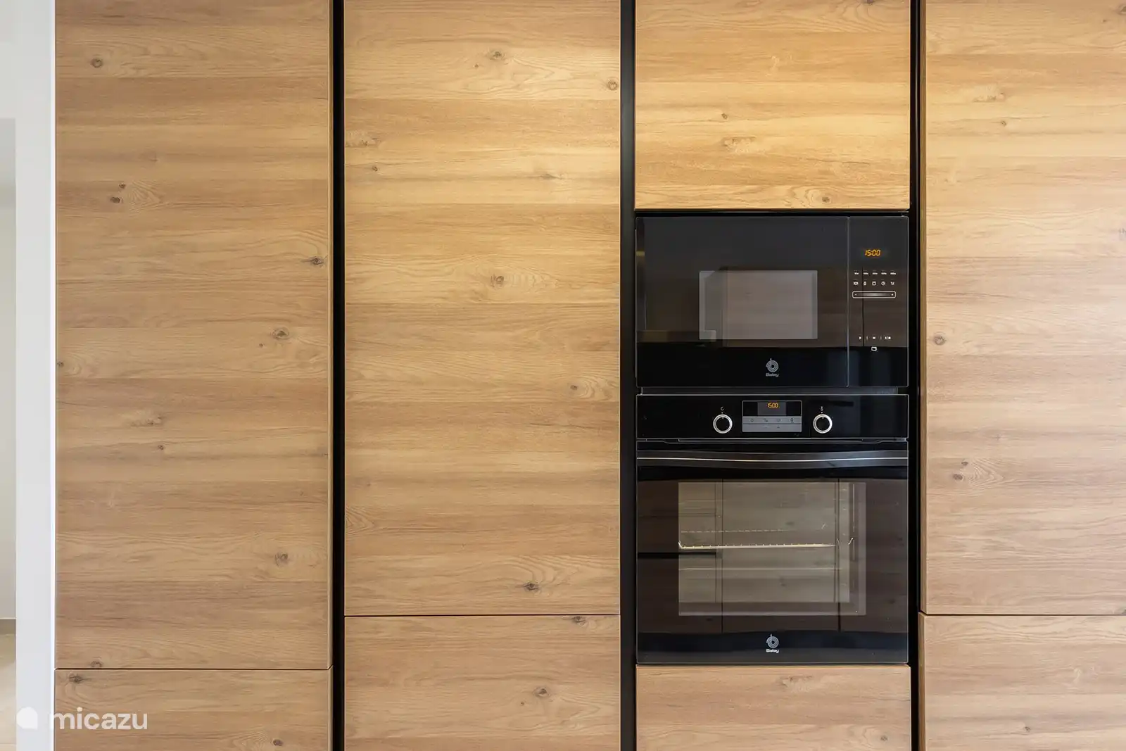 Backofen und Mikrowelle