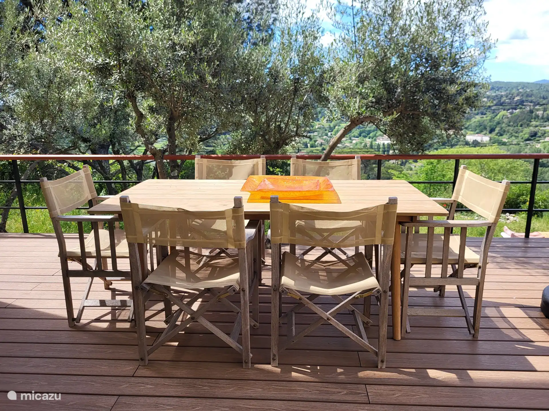 Seating terrace gite 