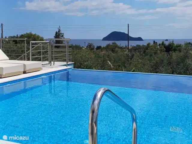 Villa Símera | Grèce, Zakynthos, Lythakia - villa Piscine à débordement avec vue sur la mer, 100 % d’intimité