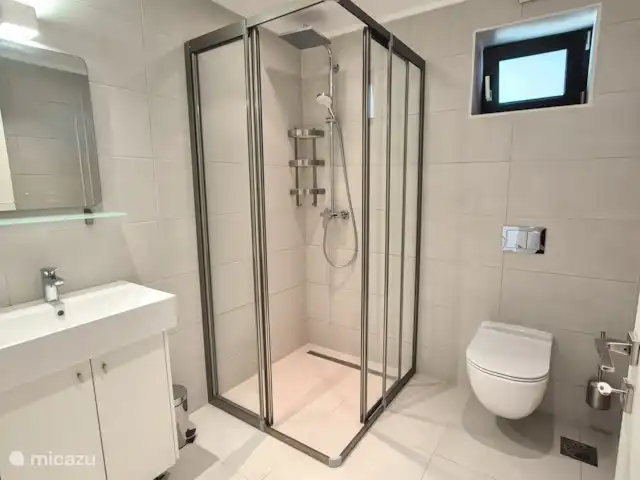 Villa Símera | Grèce, Zakynthos, Lythakia - villa Salle de bain dans 1 des studios.