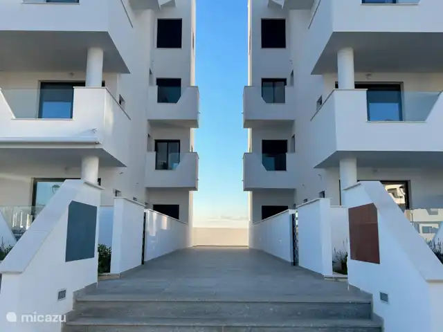 Location de Vacances Espagne, Murcia, Torre-Pacheco, appartement - Privé Passage à l’appartement d’entrée