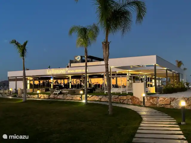 Location de Vacances Espagne, Murcia, Torre-Pacheco, appartement - Privé Beach club La Reserva la nuit