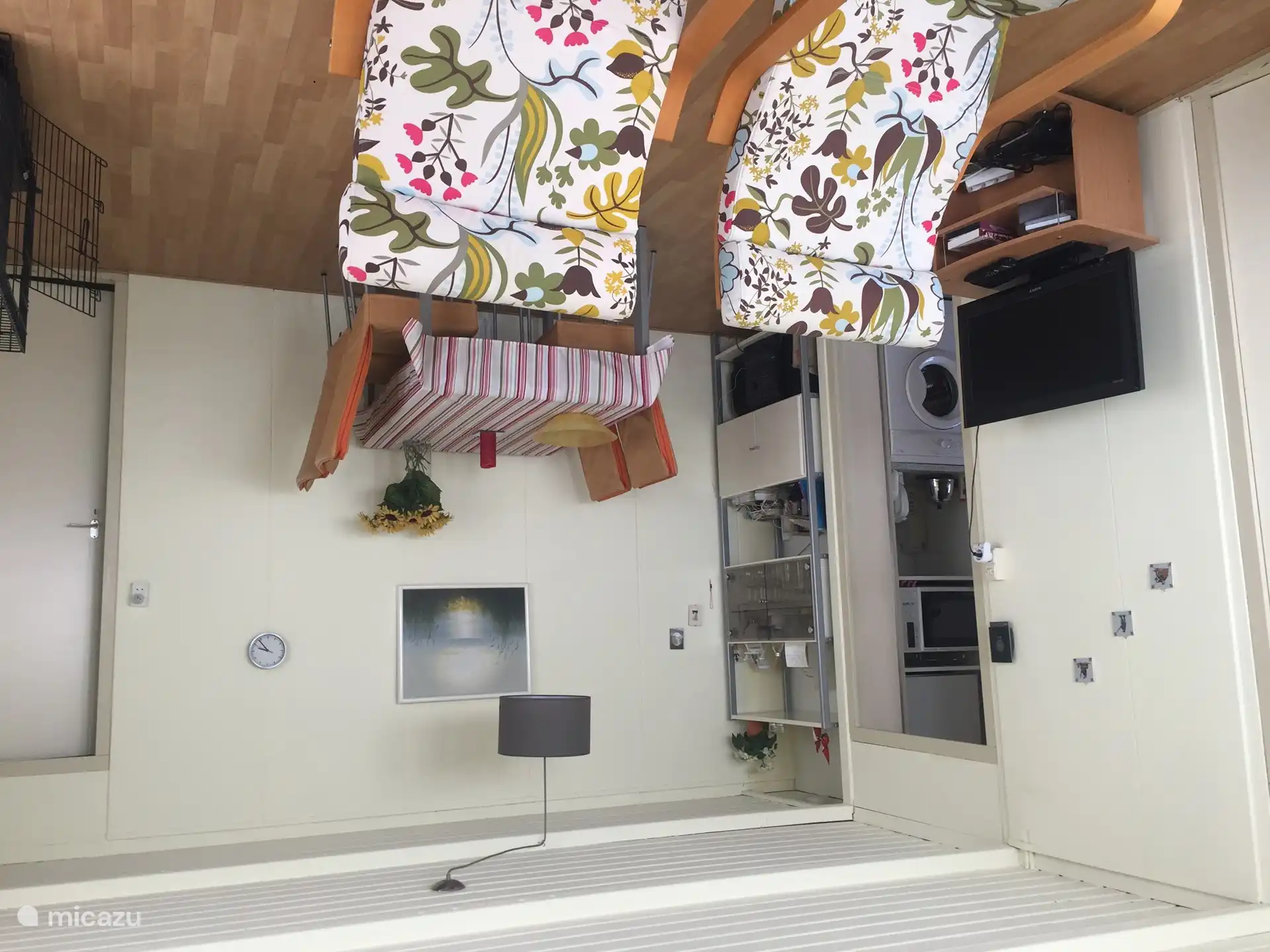 Wohnzimmer mit Essbereich