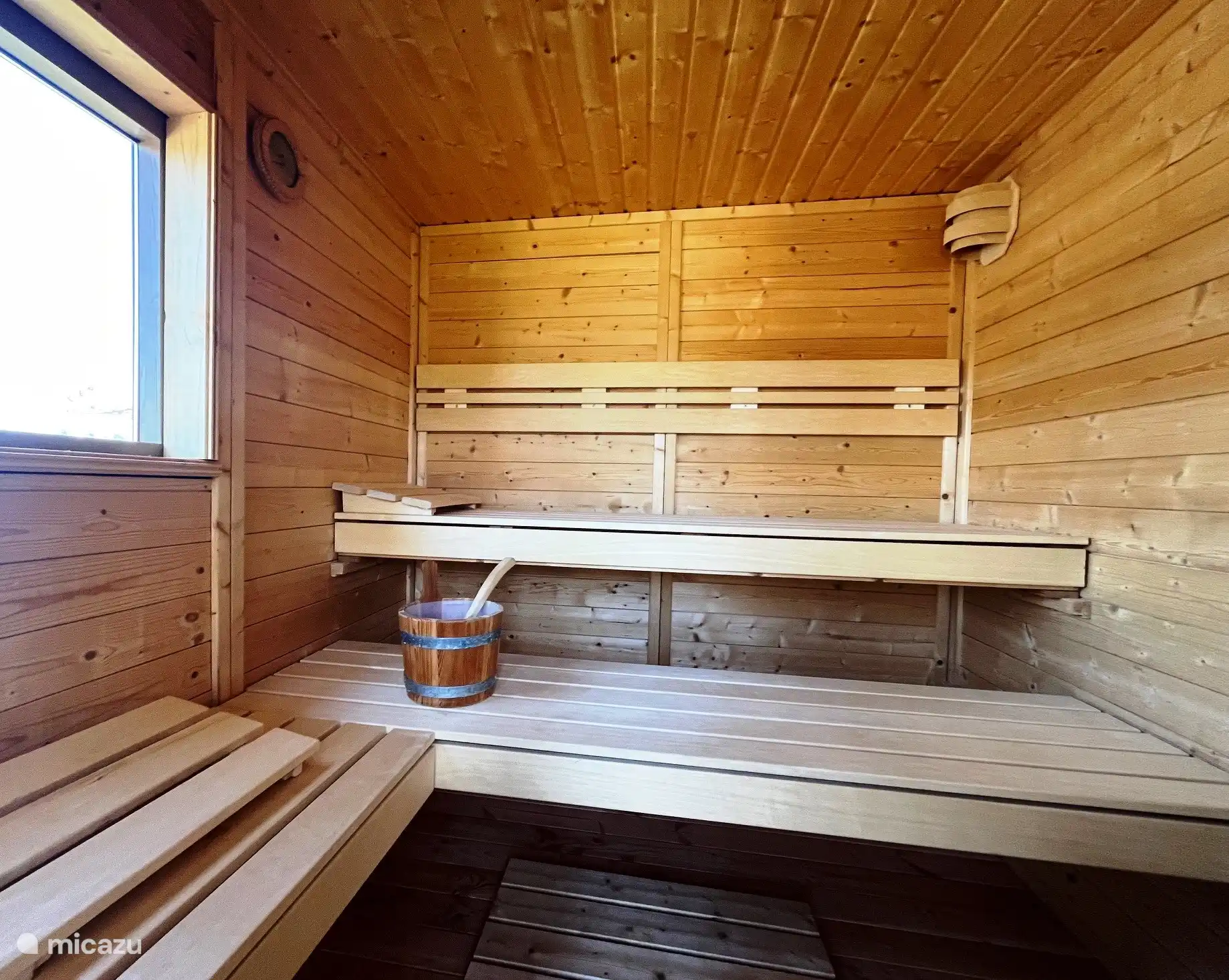 Finnische Sauna mit Seeblick