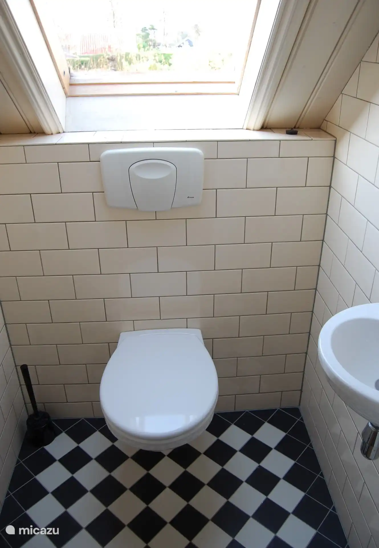 Toilette im Obergeschoss