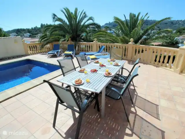 Villa Karina huren in Spanje, Costa Blanca, Benissa - villa uitzicht vanaf het terras op de  vallei van Montemar