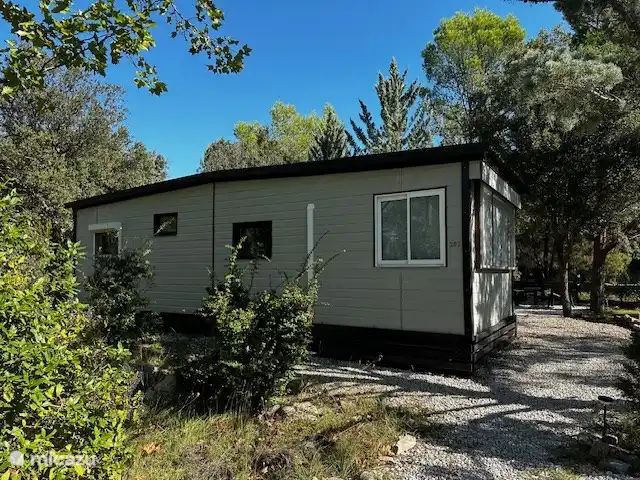 Vacquières, Parc le Duc Nr. 262 in Frankreich, Hérault, Vacquières - chalet